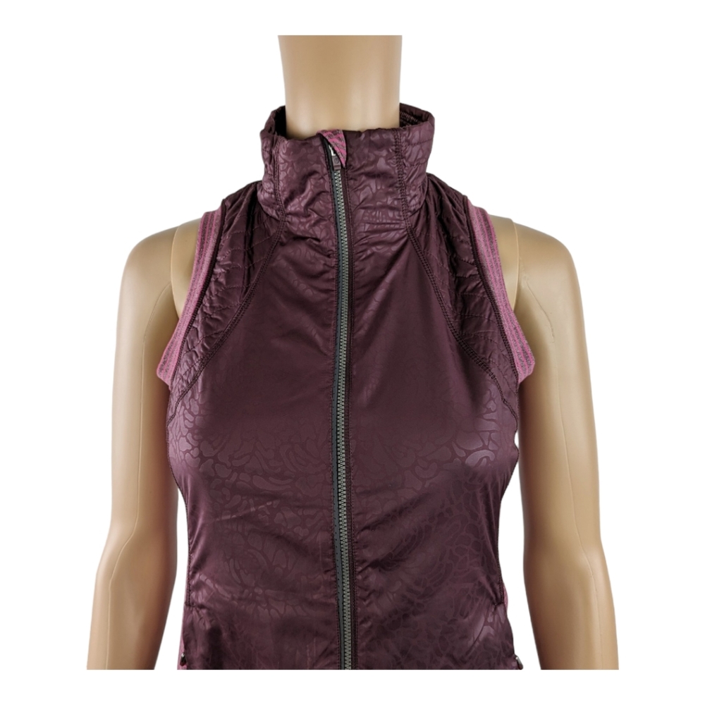 Lululemon Rebel Runner Vest - Picture 2 of 12